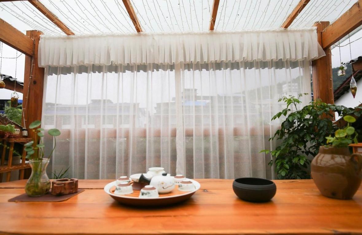 ホテル Tea House 張家界市 エクステリア 写真